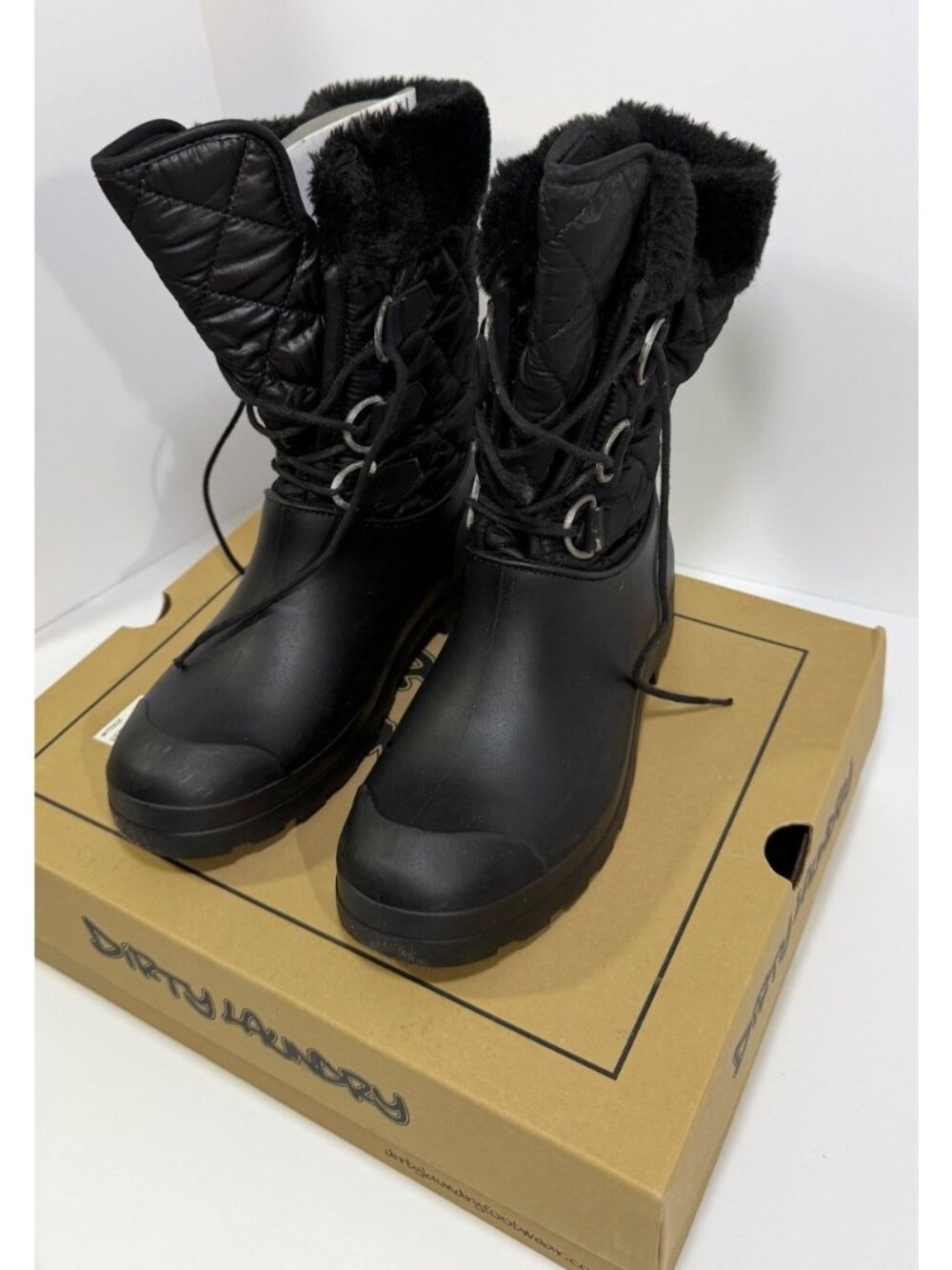 Dirty Laundry Women's Snow Boots Black Quilted Size 8 Faux Fur Lace-Up Winter - Picture 2 of 6
